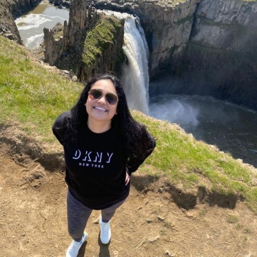 Meet your Posher, Anna